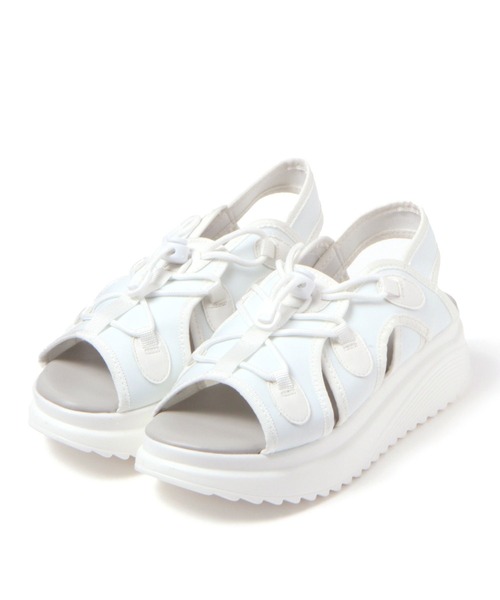 repipi armario（レピピ アルマリオ）の「レースアップスポサン（サンダル・キッズ・ホワイト/ブラック・SMALL/MEDIUM/LARGE）」の6枚目の写真