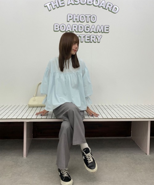 titivate(ティティベイト)の「キャンディースリーブギャザーブラウス(シャツ/ブラウス・レディース・ピンク/ライトブルー/ブラック/オフホワイト・FREE)」の6枚目の写真