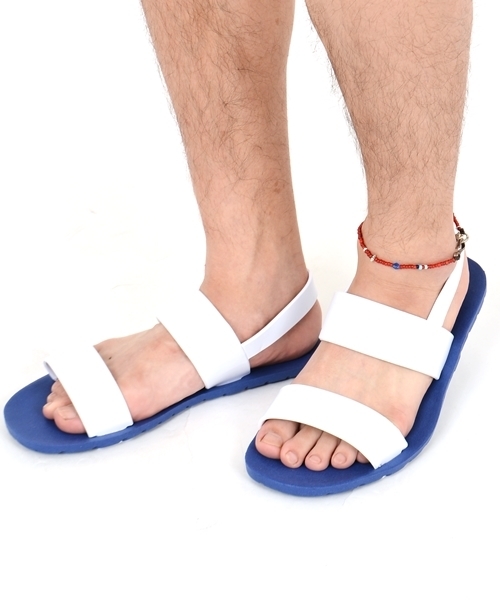 HENRY&HENRY（ヘンリーアンドヘンリー）の「HENRY&HENRY: ヒールストラップ サンダル（サンダル・メンズ・ホワイト/ブラック/ネイビー・39/41）」の2枚目の写真