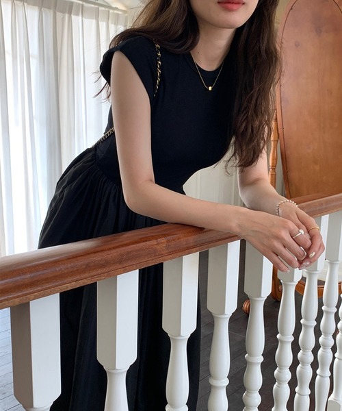 Jasmine Grandiflorum(ジャスミングランディフローラム)の「【Jasmine】ノースリーブギャザーロングワンピース(ワンピース・レディース・カーキ/グレー/ブラック・FREE)」の16枚目の写真