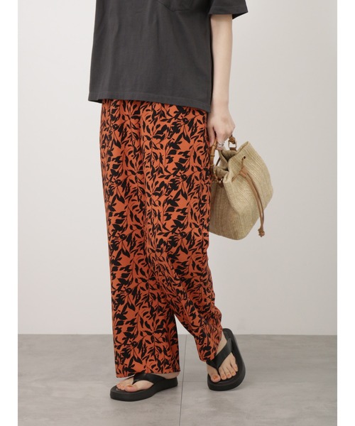 Lugnoncure（ルノンキュール）の「【イージーケア】無地/柄アソートパンツ（その他パンツ・レディース・オレンジ/ベージュ/グリーン/ブラック・F）」の4枚目の写真