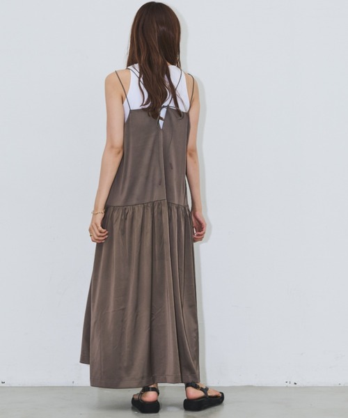 Aunt Marie's（アントマリーズ）の「【サイズ展開あり】ダブルストラップサテンキャミワンピース（ワンピース・レディース・モカ/ブラック/グレイッシュベージュ・MT/FREE）」の20枚目の写真