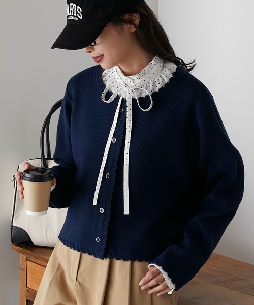 BONLECILL（ボンルシール）の「スカラップVネックニット