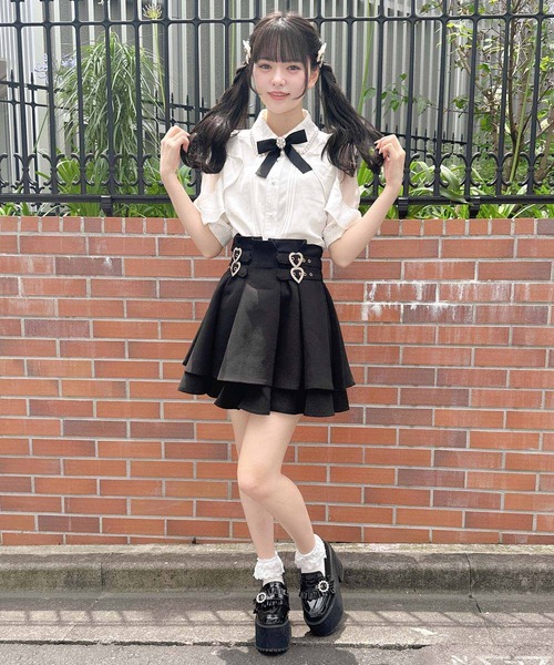 ROJITA（ロジータ）の「ラッフルスリーブパール衿半袖ブラウス（シャツ/ブラウス・レディース・ブラック/パープル/ホワイト・FREE）」の21枚目の写真