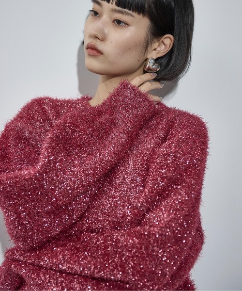 THE YOn（ザヨン）の「グリッターシャギールーズフィットニットプルオーバー（ニット/セーター・レディース・ブラック/ブラウン/シルバー/プラム/ベージュ・FREE）」の22枚目の写真