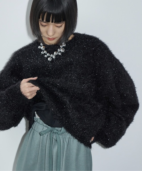 THE YOn（ザヨン）の「グリッターシャギールーズフィットニットプルオーバー（ニット/セーター・レディース・ブラック/ブラウン/シルバー/プラム/ベージュ・FREE）」の20枚目の写真