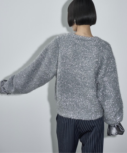 THE YOn（ザヨン）の「グリッターシャギールーズフィットニットプルオーバー（ニット/セーター・レディース・ブラック/ブラウン/シルバー/プラム/ベージュ・FREE）」の12枚目の写真