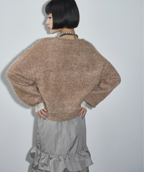THE YOn（ザヨン）の「グリッターシャギールーズフィットニットプルオーバー（ニット/セーター・レディース・ブラック/ブラウン/シルバー/プラム/ベージュ・FREE）」の7枚目の写真