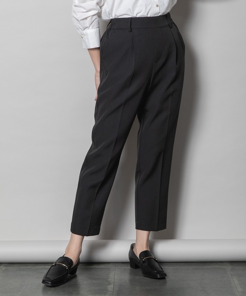 ELVENCE DEUX(エルベンスドゥ)の「ビラインテーパードPT(スラックス・レディース・ベージュ/オフホワイト/ブラック・X-SMALL/SMALL/MEDIUM/LARGE)」の3枚目の写真