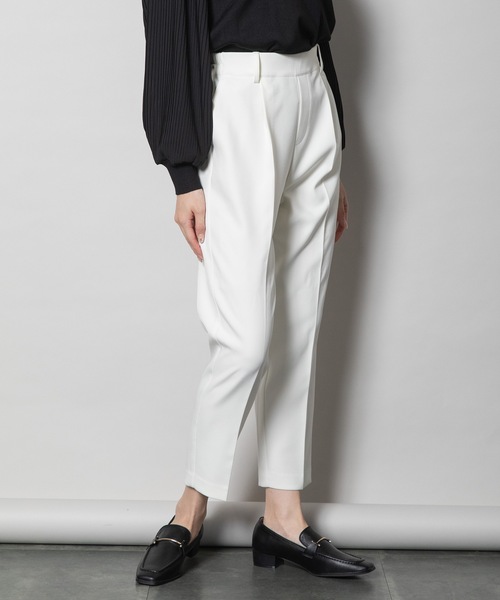 ELVENCE DEUX(エルベンスドゥ)の「ビラインテーパードPT(スラックス・レディース・ベージュ/オフホワイト/ブラック・X-SMALL/SMALL/MEDIUM/LARGE)」の22枚目の写真
