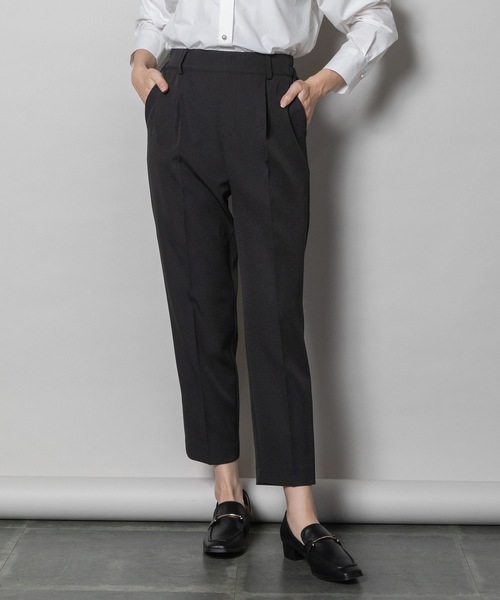 ELVENCE DEUX(エルベンスドゥ)の「ビラインテーパードPT(スラックス・レディース・ベージュ/オフホワイト/ブラック・X-SMALL/SMALL/MEDIUM/LARGE)」の4枚目の写真