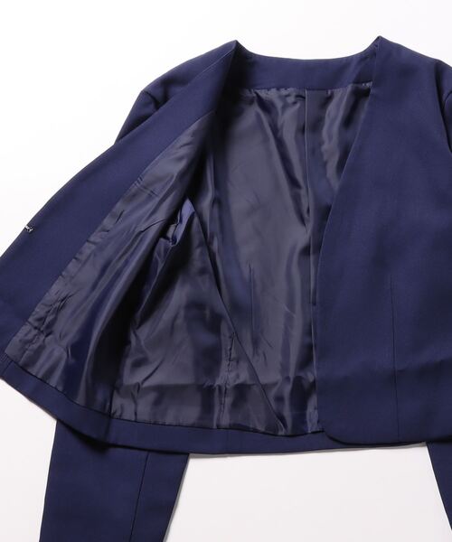 coca(coca)(コカ)の「ノーカラーショートジャケット(ノーカラージャケット・レディース・グレイッシュベージュ/ブラック/ネイビー・M/L)」の17枚目の写真