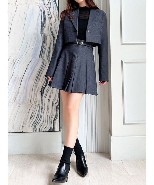 RESEXXY（リゼクシー）の「プリーツミニスカート【セットアップ着用可能】（スカート・レディース・その他1/アイボリー/チャコールグレー・FREE）」の2枚目の写真