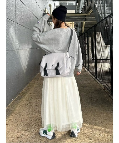 KANGOL(カンゴール)の「【KANGOL】KGメッセンジャーバッグ(メッセンジャーバッグ・メンズ・ブラック/ライトベージュ・ONE SIZE)」の22枚目の写真