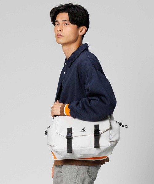 KANGOL(カンゴール)の「【KANGOL】KGメッセンジャーバッグ(メッセンジャーバッグ・メンズ・ブラック/ライトベージュ・ONE SIZE)」の18枚目の写真