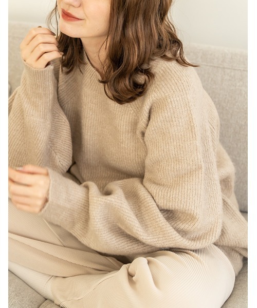 chocomee（チョコミー）の「volume sleeve knit（ニット/セーター・レディース・アイボリー/ベージュ・FREE）」の10枚目の写真