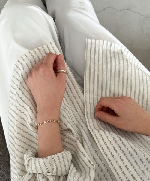 CANAL JEAN（キャナルジーン）の「Pt　スムースリング（リング・レディース・ゴールド/シルバー・13）」の2枚目の写真