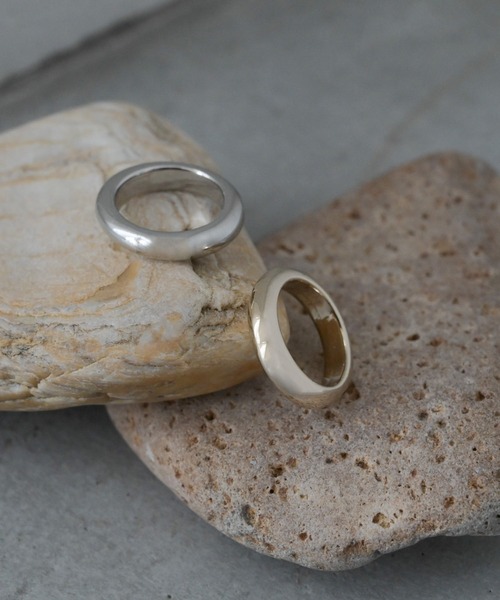 CANAL JEAN（キャナルジーン）の「Pt　スムースリング（リング・レディース・ゴールド/シルバー・13）」の3枚目の写真