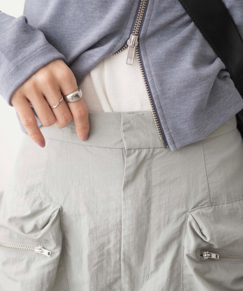 WEGO（ウィゴー）の「WEGO/ナイロンカーゴミニスカパン（スカート・レディース・ブラック/グレー・FREE）」の9枚目の写真