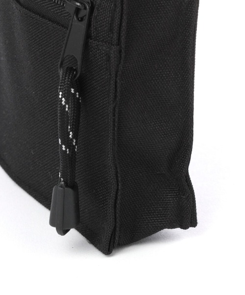 niko and...（ニコアンド）の「オリジナルニコロゴスマホサコッシュ（ショルダーバッグ・レディース・ブラック/カーキ/ベージュ・0）」の12枚目の写真