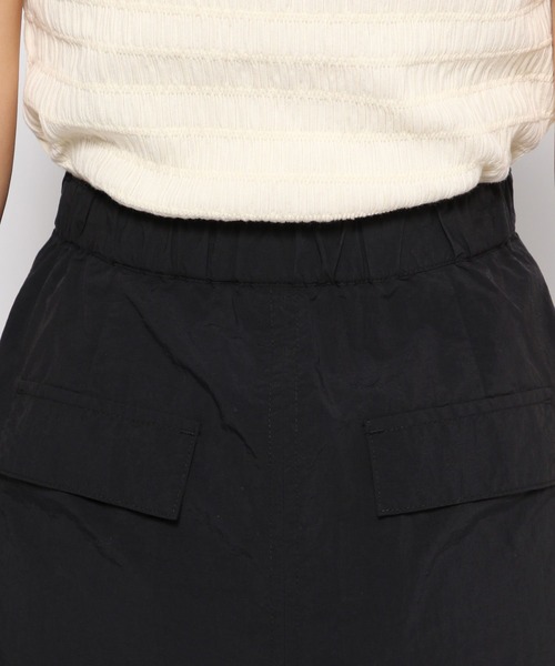 LOWRYS FARM（ローリーズファーム）の「ドロストカーゴスカート　991952（スカート・レディース・ブラック/アイボリー/グレー/カーキ・FREE）」の18枚目の写真