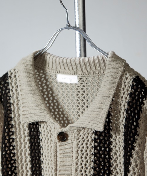 NILWAY(ニルウェイ)の「ストライプラインクルーネックカーディガン(カーディガン/ボレロ・メンズ・アイボリー/ブラック/ブルー・MEDIUM/LARGE)」の11枚目の写真