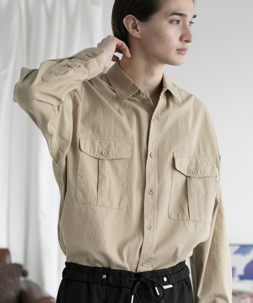 aimoha(アイモハ)の「aimoha men SLIM FIT MARINE FLIP POCKET SHIRT デニムシャツ(シャツ/ブラウス・メンズ・ベージュ/ホワイト/ブラック・MEDIUM/LARGE/X-LARGE/XX-LARGE)」の1枚目の写真
