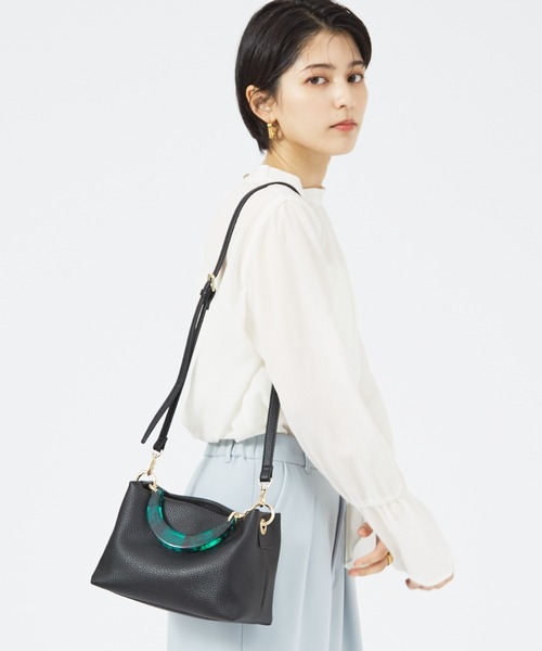 LOWELL things(ロウェル シングス)の「Resin-S/アクリルHOBOショルダーバッグ(ショルダーバッグ・レディース・セージグリーン/ブラック/アイボリー・フリー)」の2枚目の写真