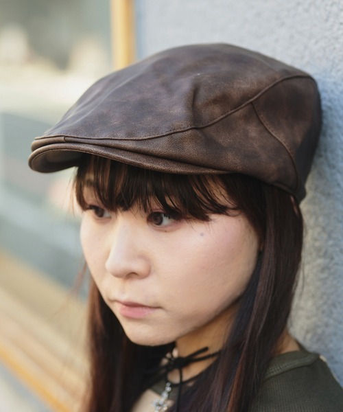 SPINNS（スピンズ）の「合皮ハンチング（ハンチング/ベレー帽・レディース・ブラウン/ブラック・ONESIZE）」の4枚目の写真