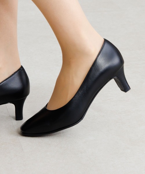 卑弥呼(ヒミコ)の「【Made in Japan】【卑弥呼】【撥水】5cmヒールブラックパンプス/600003(パンプス・レディース・ブラック・23.0cm/23.5cm/24.0cm/24.5cm/25.0cm/25.5cm/26.0cm/26.5cm/22.0cm/22.5cm/21.5cm)」の11枚目の写真