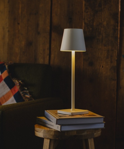 BIRTHDAY BAR(バースデイバー)の「desk light デスクライト(照明・レディース・ブラック/ホワイト・フリー)」の1枚目の写真