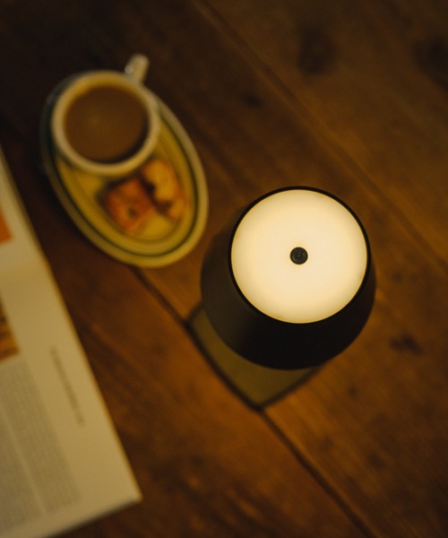 BIRTHDAY BAR(バースデイバー)の「desk light デスクライト(照明・レディース・ブラック/ホワイト・フリー)」の9枚目の写真