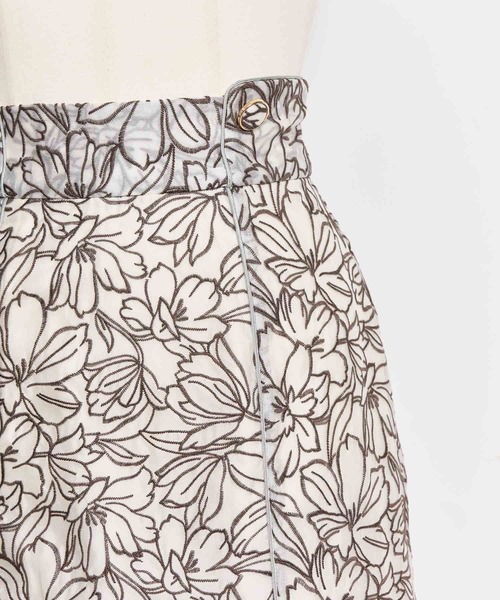 NOELA(ノエラ)の「刺繍パイピングスカート(スカート・レディース・オフホワイト/ライトグリーン/ピンク・M/S)」の12枚目の写真