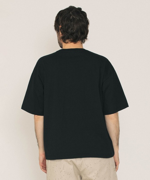 SILAS（サイラス）の「BASIC LOGO WIDE S/S TEE（Tシャツ/カットソー・メンズ・ブラック/チャコール/ホワイト/グリーン・M/L/XL）」の10枚目の写真