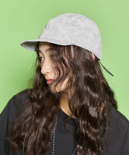 BURLAP OUTFITTER（バーラップアウトフィッター）の「3-PANEL CAP REFLECTIVE / 3－パネル キャップ リフレクティブ（キャップ・メンズ・アッシュグレー/ブラック・ONE SIZE）」の5枚目の写真
