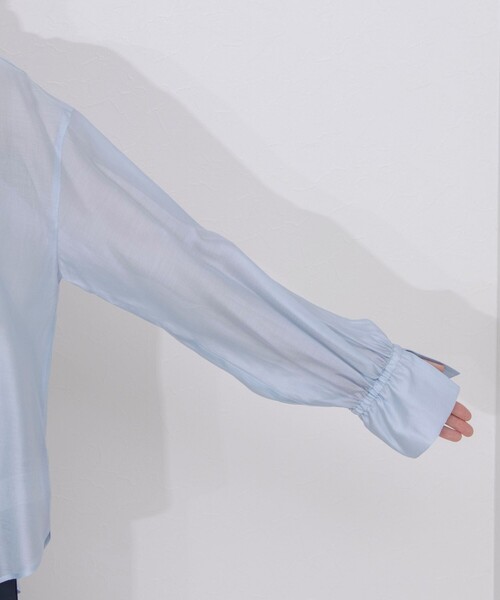 NOLLEY’S（ノーリーズ）の「シアーシャツ（シャツ/ブラウス・レディース・ネイビー/ベビーピンク/サックスブルー/グレイッシュベージュ・38/36）」の15枚目の写真