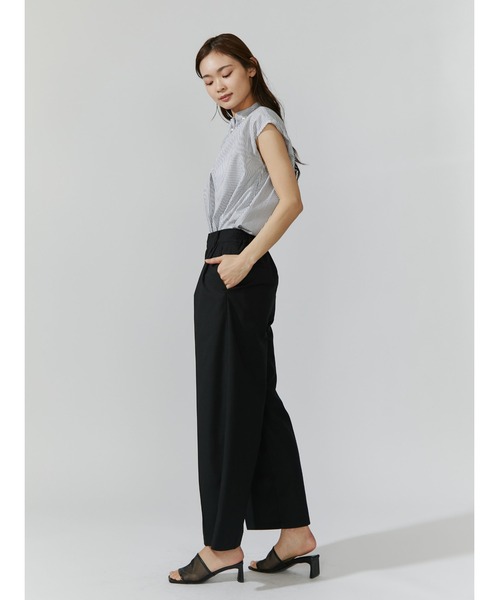 TONAL(トーナル)の「タックワイドロングパンツ(その他パンツ・レディース・アイボリー/ブラック/グレー・38)」の14枚目の写真