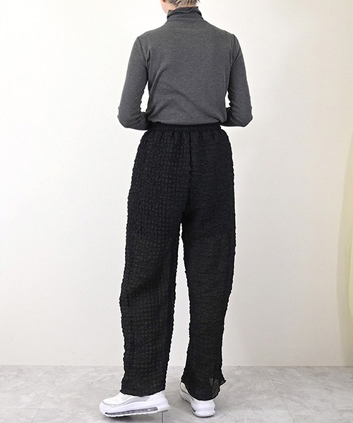 STYLEBLOCK(スタイルブロック)の「ポコポコイージーパンツ(その他パンツ・レディース・ホワイト/ブラック/ブルー・M)」の5枚目の写真
