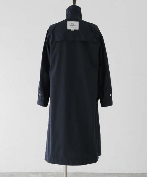 IENA(イエナ)の「【WOOLRICH/ウールリッチ】SUMMER TRENCH トレンチコート(トレンチコート・レディース・ベージュ/ネイビー/ホワイト系その他/カーキ・38/36/34)」の22枚目の写真