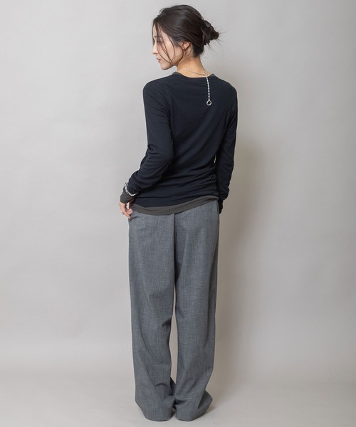 Munich（ミューニック）の「シアーストレッチリブクルーネックプルオーバー（Tシャツ/カットソー・レディース・ブラック/グレイッシュベージュ/ブルー/ホワイト/ブラック×ホワイト/ダークグレー・FREE）」の18枚目の写真