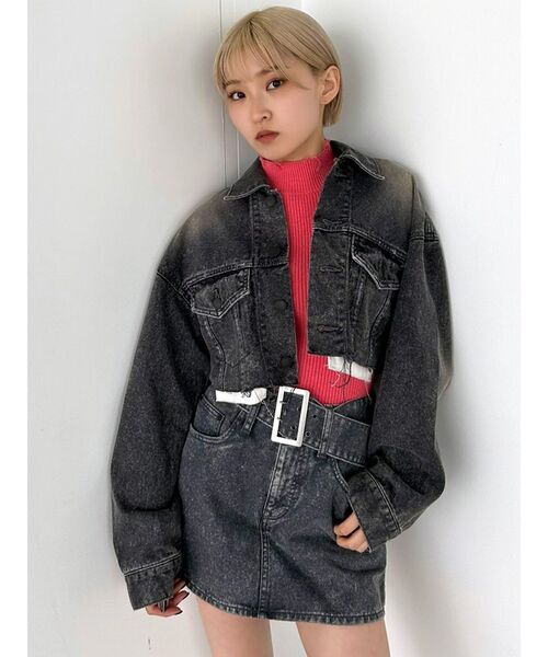 EMODA（エモダ）の「カットオフクロップドデニムジャケット（デニムジャケット・レディース・ブルー/ベージュ/ブラック・FREE）」の2枚目の写真