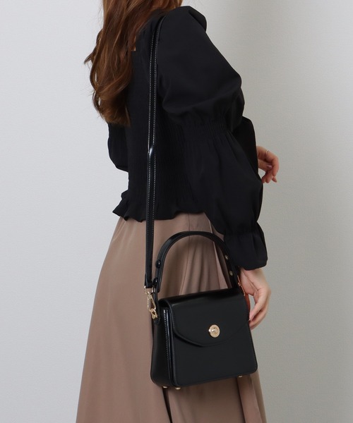 【極美品】VERSACE 2WAY ハンドバッグ ショルダー 黒 ストラップ紐付 ヴェルサーチ ショルダーバッグ レディース キルティング レザー