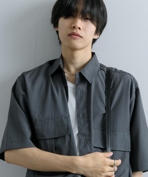 SENSE OF PLACE by URBAN RESEARCH（センスオブプレイスバイアーバンリサーチ）の「CPOサイドデザインルーズシャツ（シャツ/ブラウス・メンズ・ブラック/チャコールグレー/パープル/グリーン・MEDIUM/LARGE）」の19枚目の写真