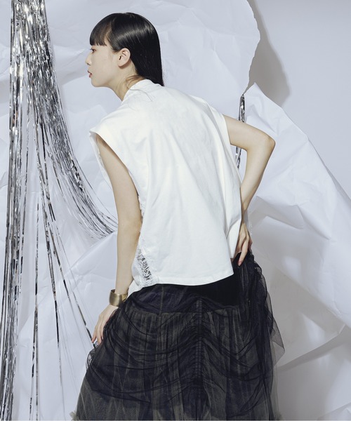 Ezick(エジック)の「Shirring side laceノースリーブTシャツ(Tシャツ/カットソー・レディース・ホワイト/グレー系その他・FREE)」の5枚目の写真