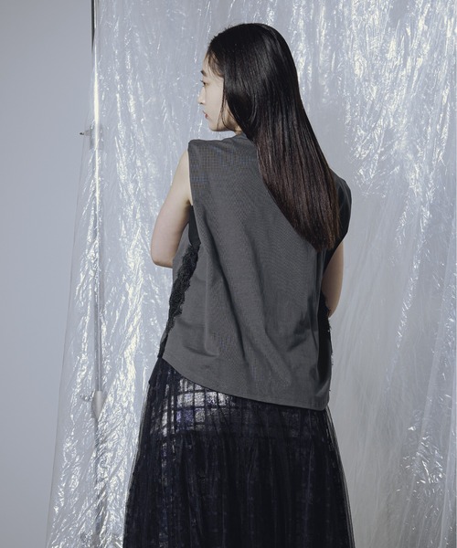 Ezick(エジック)の「Shirring side laceノースリーブTシャツ(Tシャツ/カットソー・レディース・ホワイト/グレー系その他・FREE)」の13枚目の写真
