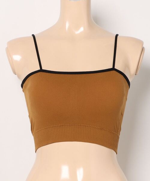 styiro(スタイロ)の「カップ付きパイピングカラーシームレスブラチューブトップ リラックスインナー ヘルシースタイル(チューブトップ・レディース・ブラック/ブルー/ピンク/グリーン/キャメル/イエロー・FREE)」の5枚目の写真