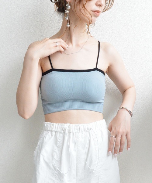 styiro(スタイロ)の「カップ付きパイピングカラーシームレスブラチューブトップ リラックスインナー ヘルシースタイル(チューブトップ・レディース・ブラック/ブルー/ピンク/グリーン/キャメル/イエロー・FREE)」の12枚目の写真