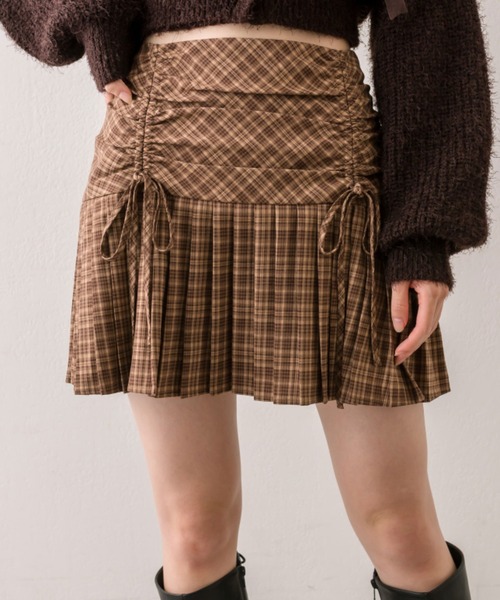 OLIVE des OLIVE(オリーブデオリーブ)の「ドロストヨークミニプリーツスカート(スカート・レディース・ベージュ/ブラウン系その他/ブラック/チャコールグレー・FREE)」の4枚目の写真