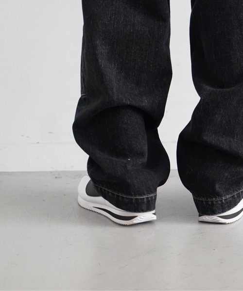 WhoWhat(フーワット)の「who what SELVEDGE DENIM CARGO PANTS(カーゴパンツ・メンズ・ブラック・M)」の2枚目の写真