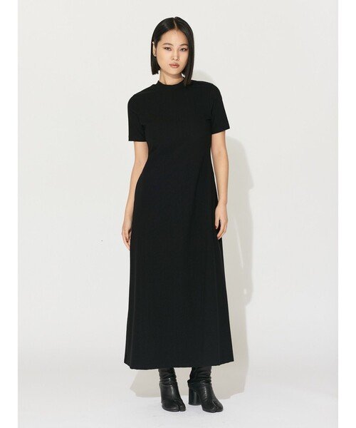 MIDIUMISOLID(ミディウミソリッド)の「MIDIUMISOLID for Ladies タイトフィットワンピース(ワンピース・レディース・ブラック/ベージュ/グレー・FREE)」の2枚目の写真